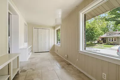 513 Kreitzer Avenue, Bloomington, IL 61701 - Photo 5