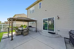 749 N Misty Ridge Dr, Romeoville, IL 60446 - Photo 29