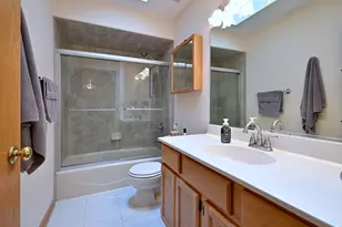 213 John Dr, Bartlett, IL 60103 - Photo 31
