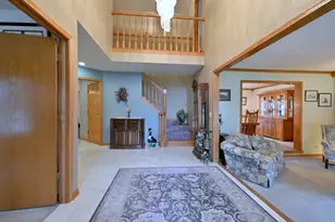 213 John Dr, Bartlett, IL 60103 - Photo 3