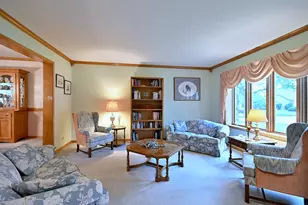 213 John Dr, Bartlett, IL 60103 - Photo 7