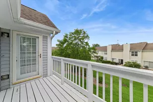 208 Chesterfield Ct, Schaumburg, IL 60193 - Photo 21