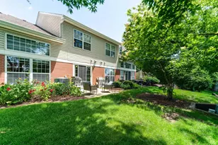 854 Old Checker Rd, Buffalo Grove, IL 60089 - Photo 29