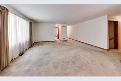 231 Hillcrest Lane, Steger, IL 60475 - Photo 9