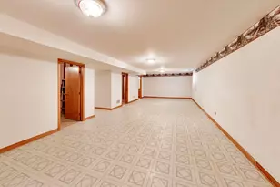 231 Hillcrest Ln, Steger, IL 60475 - Photo 33