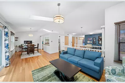 2347 Old George Way, Downers Grove, IL 60515 - Photo 5