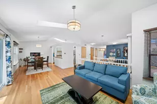 2347 Old George Way, Downers Grove, IL 60515 - Photo 5