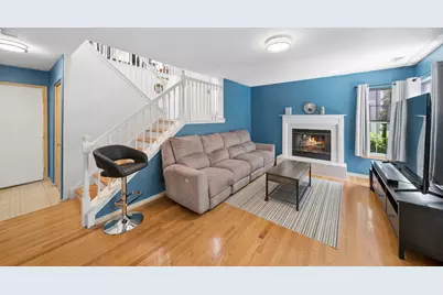 2347 Old George Way, Downers Grove, IL 60515 - Photo 9
