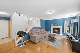 2347 Old George Way, Downers Grove, IL 60515 - Photo 9