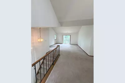 2123 Northwind Circle #2123, Schaumburg, IL 60194 - Photo 5