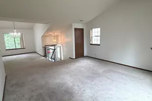 2123 Northwind Cir, Schaumburg, IL 60194 - Photo 7