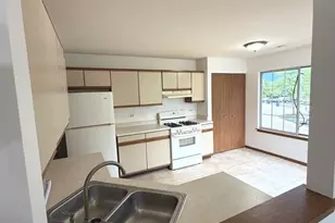2123 Northwind Cir, Schaumburg, IL 60194 - Photo 9