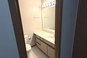 2123 Northwind Cir, Schaumburg, IL 60194 - Photo 11