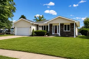 5111 Springdale Ln, McHenry, IL 60050 - Photo 1