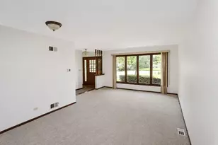 5111 Springdale Ln, McHenry, IL 60050 - Photo 3