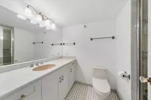 161 E Chicago Ave, Chicago, IL 60611 - Photo 13