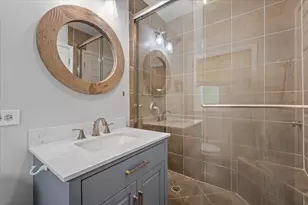 115 Avon Ave, Northfield, IL 60093 - Photo 17