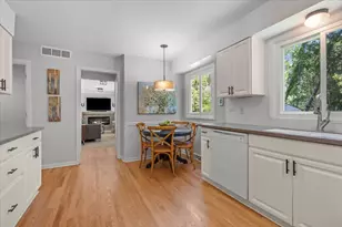 115 Avon Ave, Northfield, IL 60093 - Photo 9