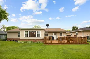 46 Avon Rd, Elk Grove Village, IL 60007 - Photo 21
