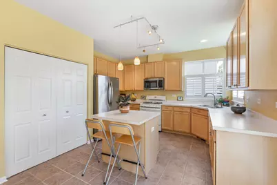 1675 Seaton Lane, Elgin, IL 60123 - Photo 5