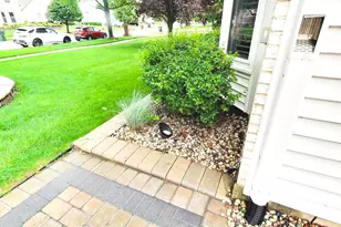 1605 Crowfoot Cir S, Hoffman Estates, IL 60169 - Photo 85