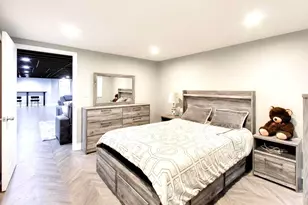 1605 Crowfoot Cir S, Hoffman Estates, IL 60169 - Photo 51