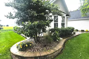 1605 Crowfoot Cir S, Hoffman Estates, IL 60169 - Photo 83