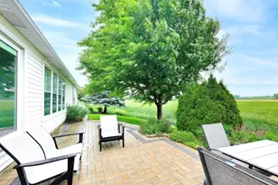 1605 Crowfoot Cir S, Hoffman Estates, IL 60169 - Photo 73