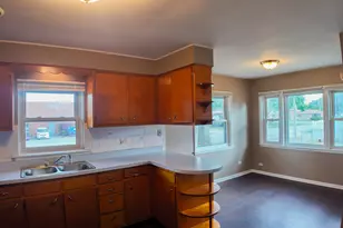 15501 Maryland Ave, Dolton, IL 60419 - Photo 11