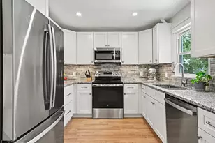 516 S Grace St, Lombard, IL 60148 - Photo 9