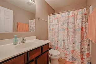 1404 Draper Rd, McHenry, IL 60050 - Photo 13