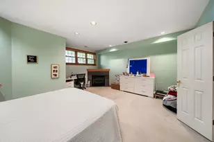 1451 W Walton St, Chicago, IL 60642 - Photo 17