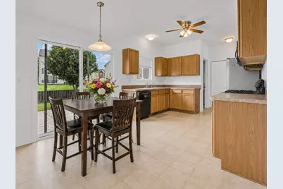 758 Dover Street, Pingree Grove, IL 60140 - Photo 5
