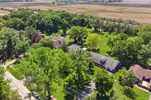 24364 S Volbrecht Rd, Crete, IL 60417 - Photo 5