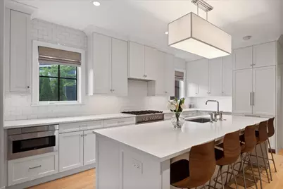 2201 Lincolnwood Drive, Evanston, IL 60201 - Photo 13