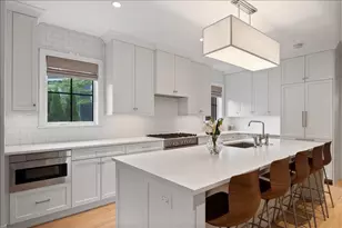 2201 Lincolnwood Dr, Evanston, IL 60201 - Photo 13