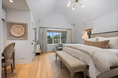 2201 Lincolnwood Drive, Evanston, IL 60201 - Photo 21