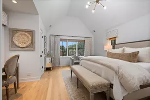 2201 Lincolnwood Dr, Evanston, IL 60201 - Photo 21
