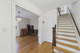 306 N Maple Ave, Elmhurst, IL 60126 - Photo 9