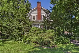 306 N Maple Ave, Elmhurst, IL 60126 - Photo 3