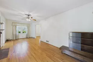 306 N Maple Ave, Elmhurst, IL 60126 - Photo 17