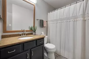 875 Emerald Dr, Pingree Grove, IL 60140 - Photo 9