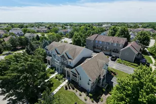 875 Emerald Dr, Pingree Grove, IL 60140 - Photo 15