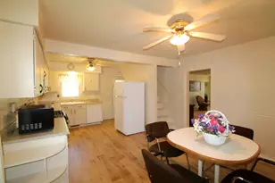 712 E Hurlbut Ave, Belvidere, IL 61008 - Photo 9