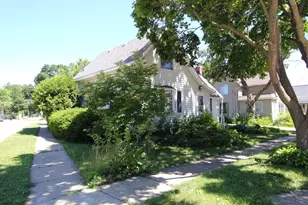 712 E Hurlbut Ave, Belvidere, IL 61008 - Photo 3