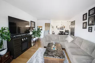1486 Stonebridge Cir, Wheaton, IL 60189 - Photo 3