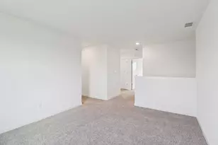 2013 Winterberry Trl, Wonder Lake, IL 60097 - Photo 15