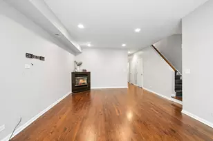 1734 W Pierce Ave, Chicago, IL 60622 - Photo 17