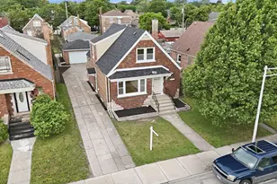 10910 S Ave L, Chicago, IL 60617 - Photo 29