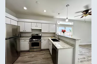 2760 Cedar Glade Drive, Naperville, IL 60564 - Photo 5